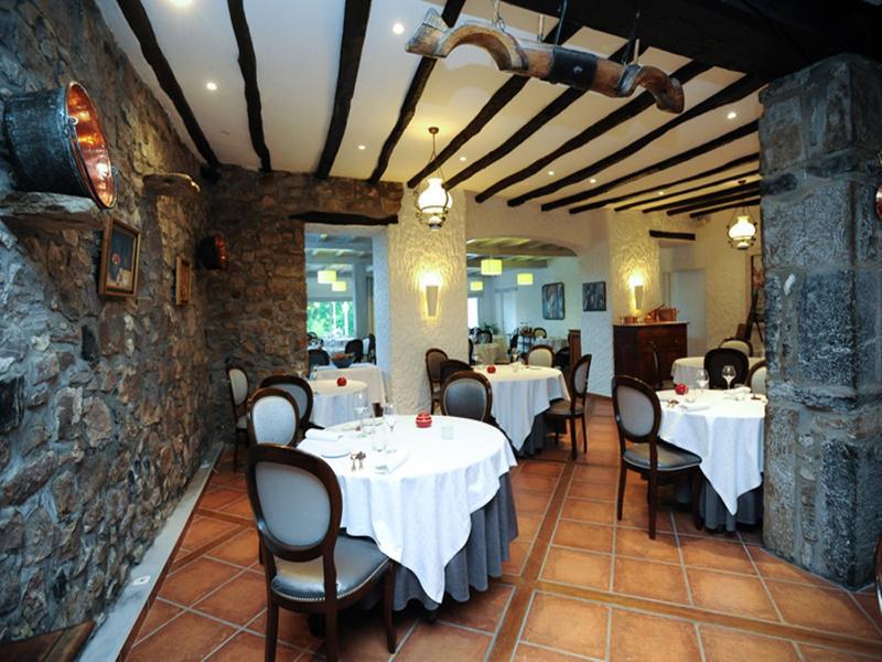 Hotel Restaurant & Spa La Maison Oppoca Ainhoa Exterior photo