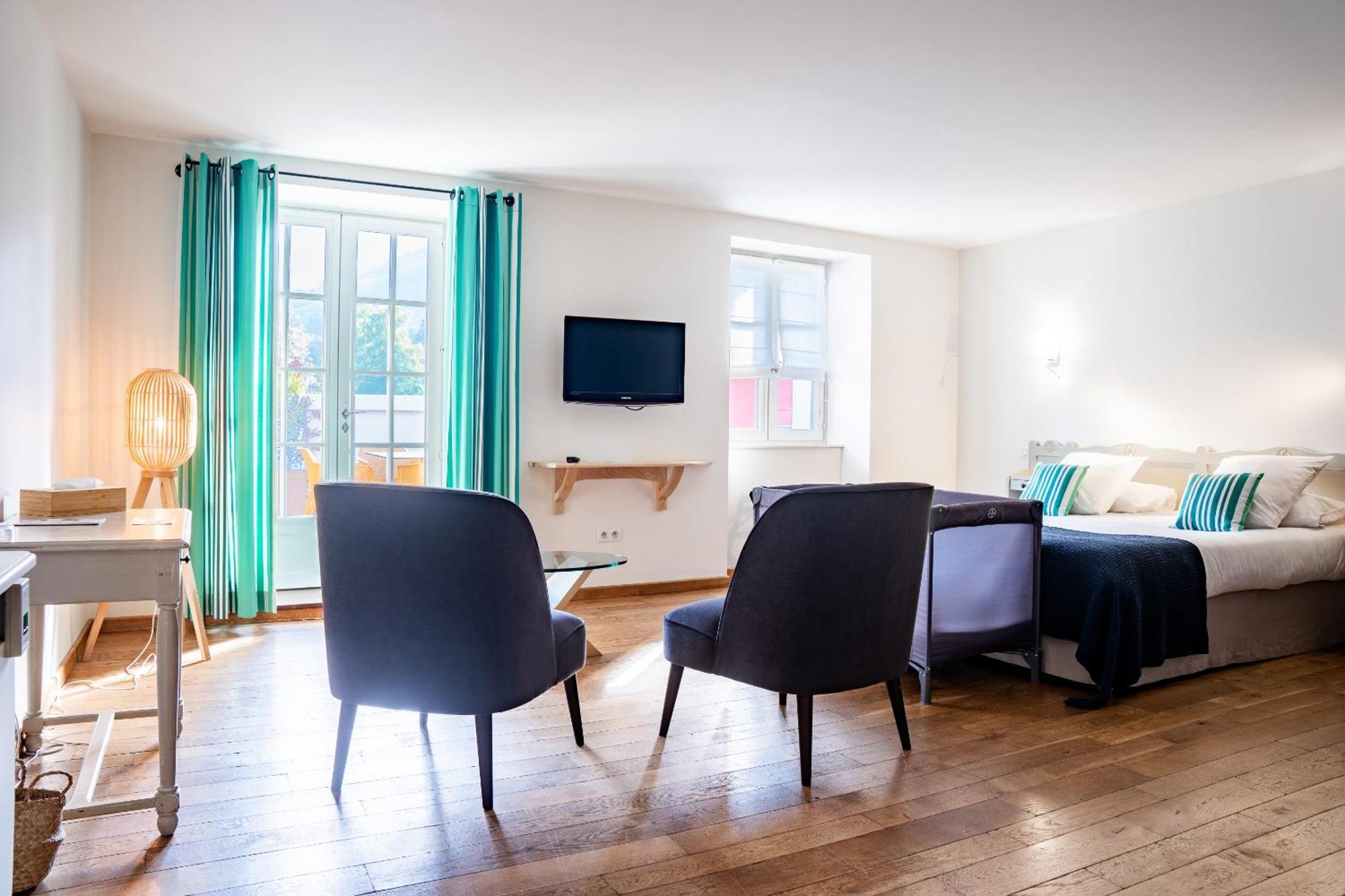 Hotel Restaurant & Spa La Maison Oppoca Ainhoa Room photo